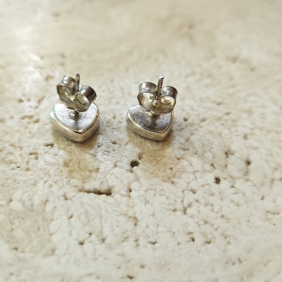 Heart-Shaped Blue Stone And Silver Stud Earrings - Picture 4 of 4